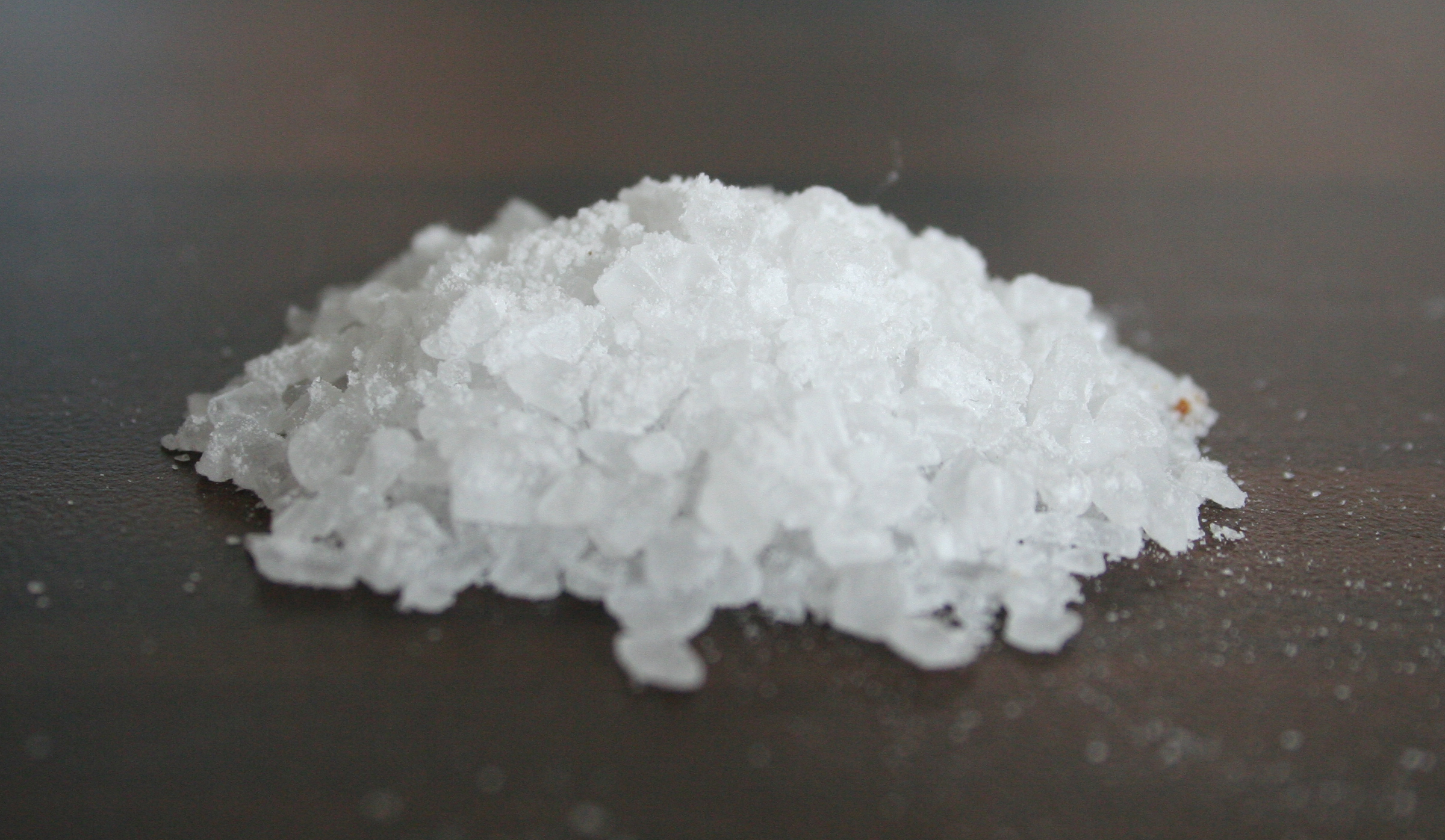 Прозрачная ли соль. Соль наркота. Синтетическая соль. Соль наркологическое вещество.